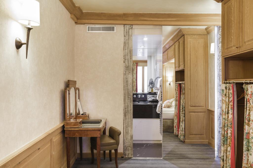 One-Bedroom Duplex Suite,327237040:JPEG